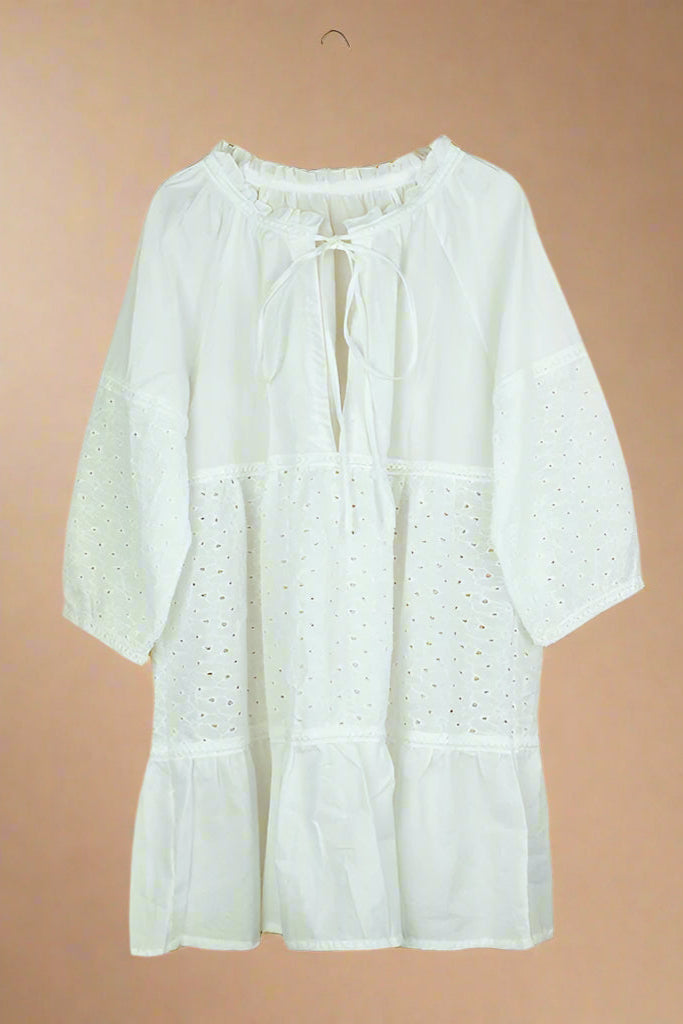 Liv | BLUSA Ricamata leggerezza + eleganza della spiaggia