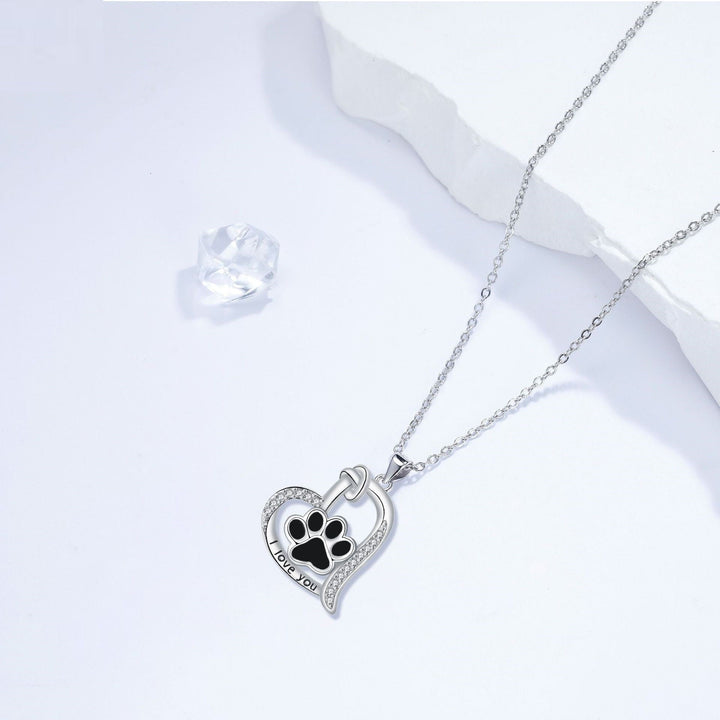 Collana con impronta di zampa di cane a forma di cuore con zirconi