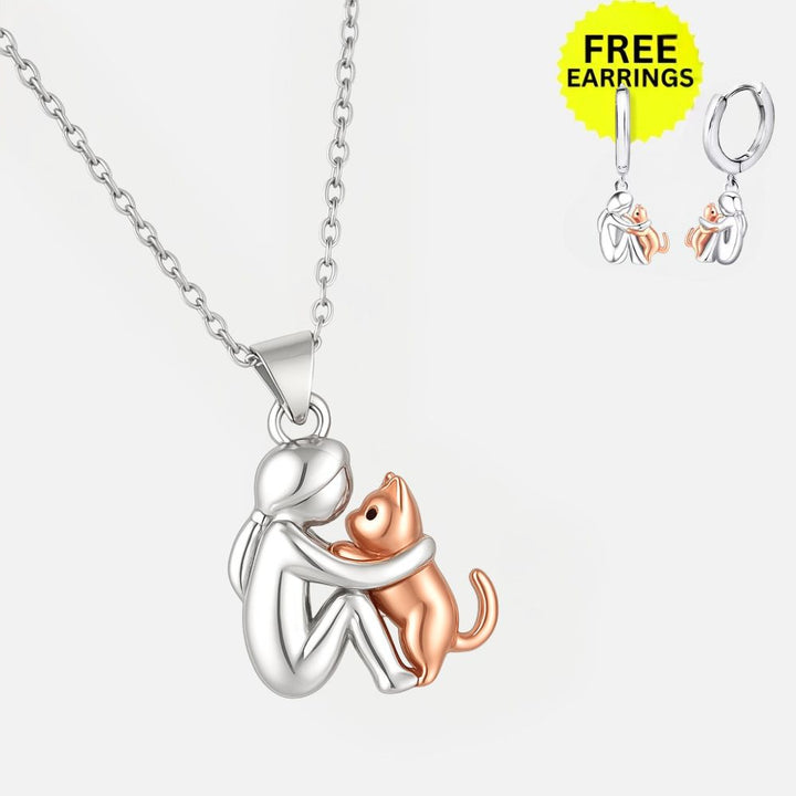 Collana con ciondolo Cat Hug e orecchini in omaggio – Offerta limitata