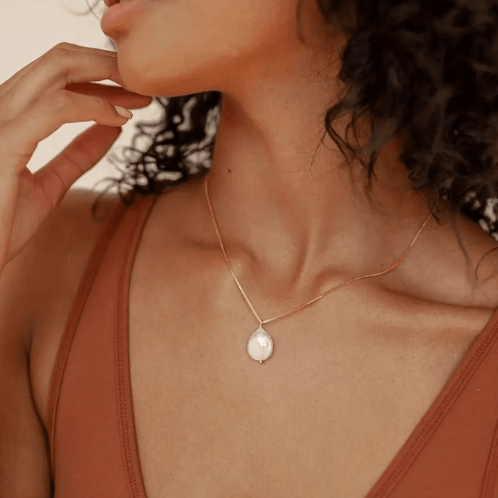 Helmikorunka s perlou