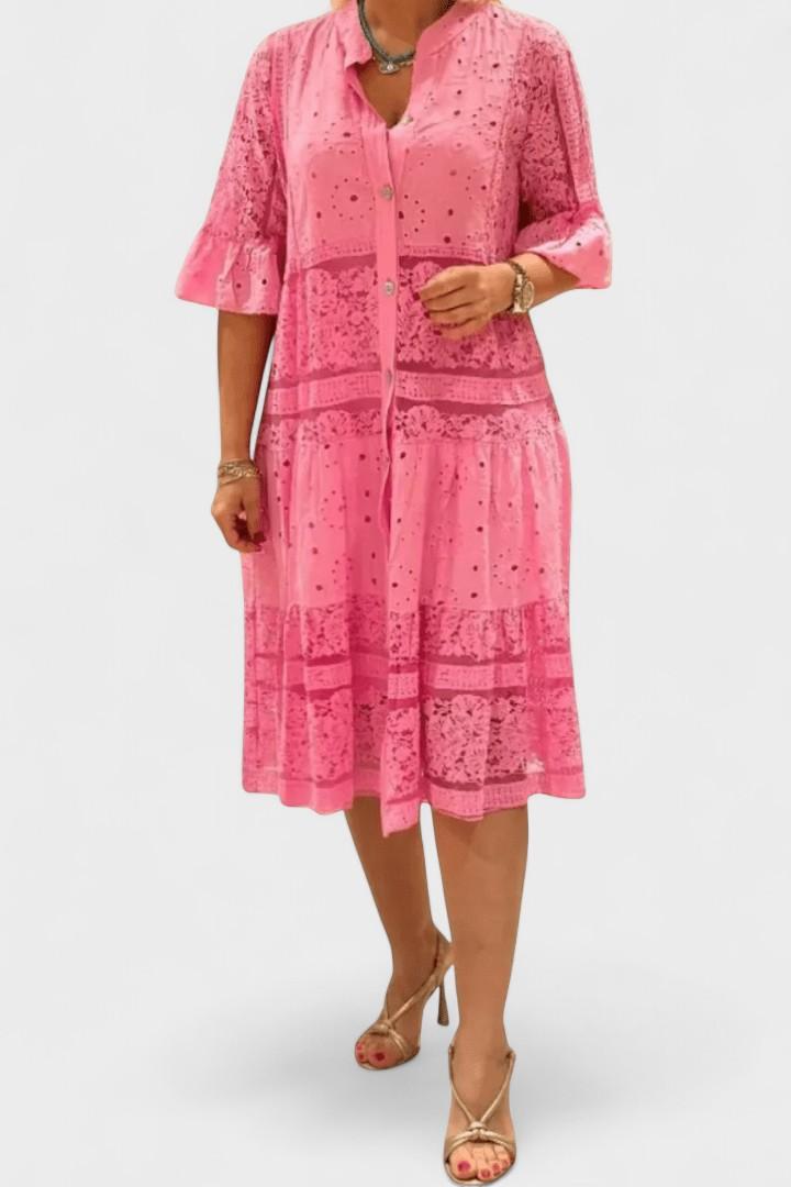 Krajková šaty s výšivkami