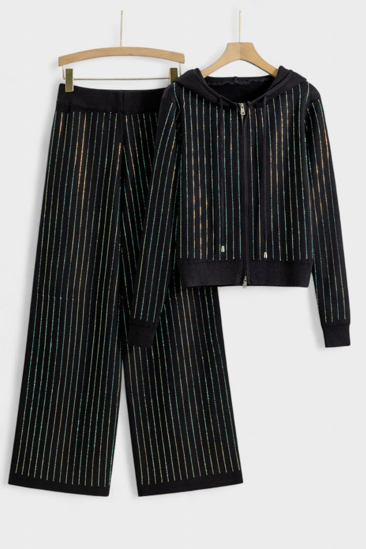 Liana™ | Pletená souprava se strassovými detaily