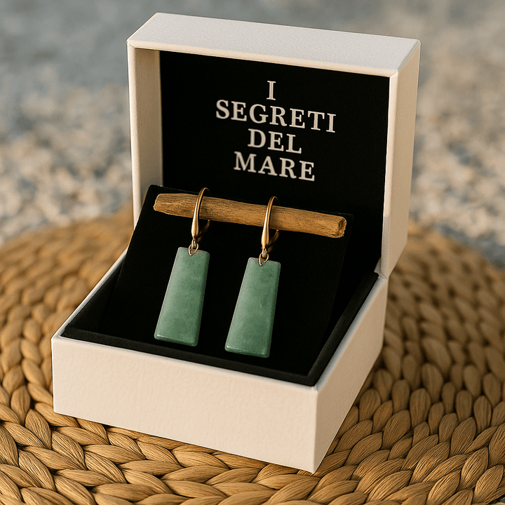 Smaragdově zelené aqua-náušnice